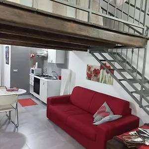 Appartamento La Casetta Di Marta Ai Quattro Canti Di Giusi, Palermo